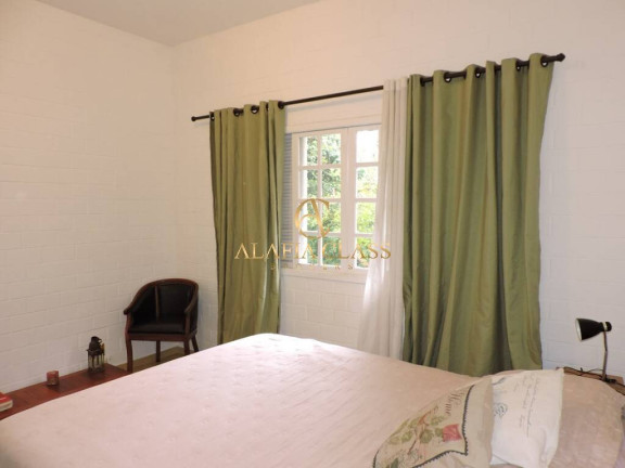 Imagem Casa com 4 Quartos à Venda, 976 m² em Jardim Indaiá - Embu Das Artes Imagem Casa com 4 Quartos à Venda, 976 m² em Jardim Indaiá - Embu Das Artes