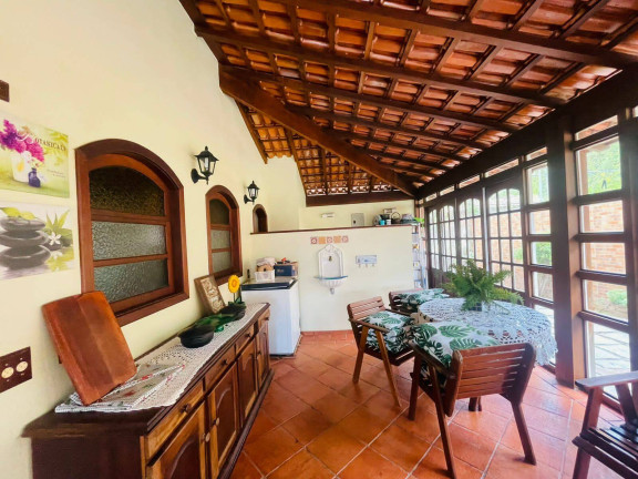 Imagem Casa com 4 Quartos à Venda, em Albuquerque - Teresópolis Imagem Casa com 4 Quartos à Venda, em Albuquerque - Teresópolis