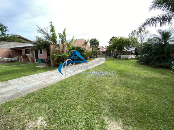 Imagem Casa com 4 Quartos à Venda, 270 m² em Centro - Imbé Imagem Casa com 4 Quartos à Venda, 270 m² em Centro - Imbé