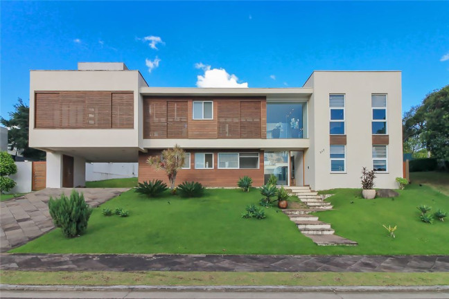 Imagem Casa com 4 Quartos à Venda,  em Vila Nova - Porto Alegre