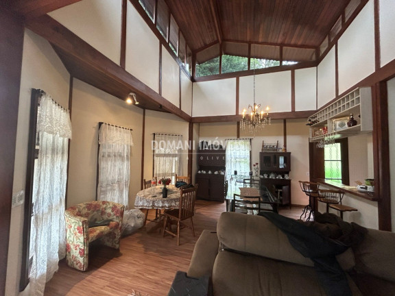 Imagem Casa com 3 Quartos à Venda, 117 m² em Região Do Alto Do Capivari - Campos Do Jordão Imagem Casa com 3 Quartos à Venda, 117 m² em Região Do Alto Do Capivari - Campos Do Jordão