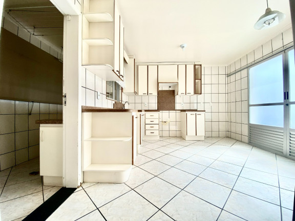 Imagem Casa com 3 Quartos à Venda, 350 m² em Bela Vista - São José