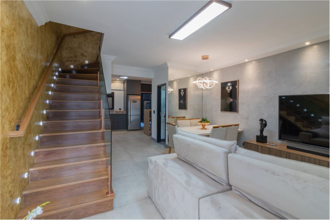 Imagem Casa com 3 Quartos à Venda, em Penha - São Paulo Imagem Casa com 3 Quartos à Venda, em Penha - São Paulo