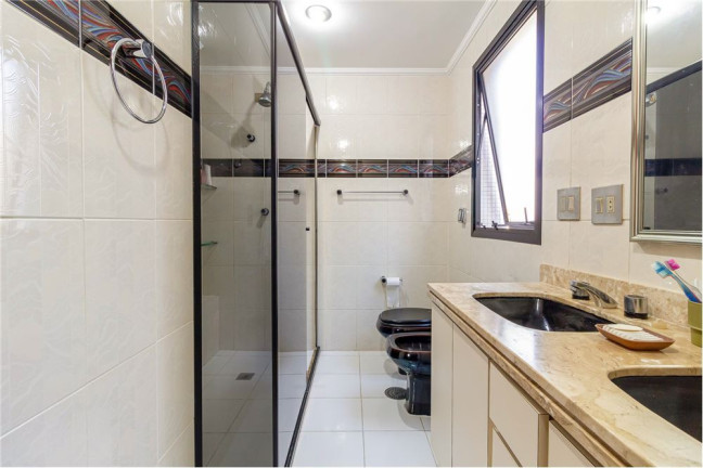 Imagem Imóvel com 4 Quartos à Venda, em Santa Cecília - São Paulo Imagem Imóvel com 4 Quartos à Venda, em Santa Cecília - São Paulo