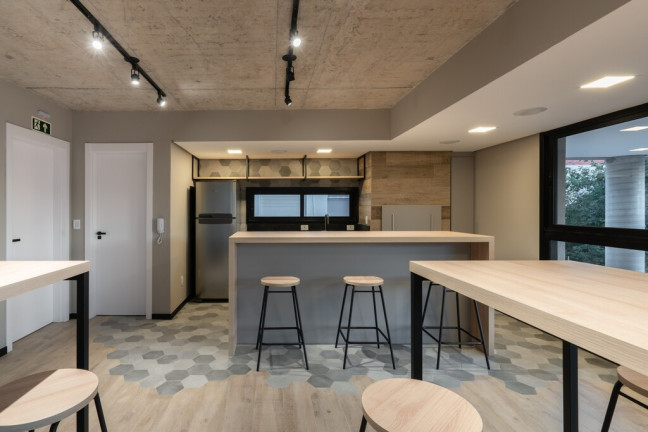 Imagem Apartamento com 2 Quartos à Venda, 67 m² em Menino Deus - Porto Alegre Imagem Apartamento com 2 Quartos à Venda, 67 m² em Menino Deus - Porto Alegre