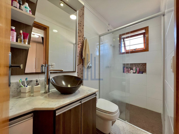 Imagem Casa com 3 Quartos à Venda, 156 m² em Tomazetti - Santa Maria Imagem Casa com 3 Quartos à Venda, 156 m² em Tomazetti - Santa Maria
