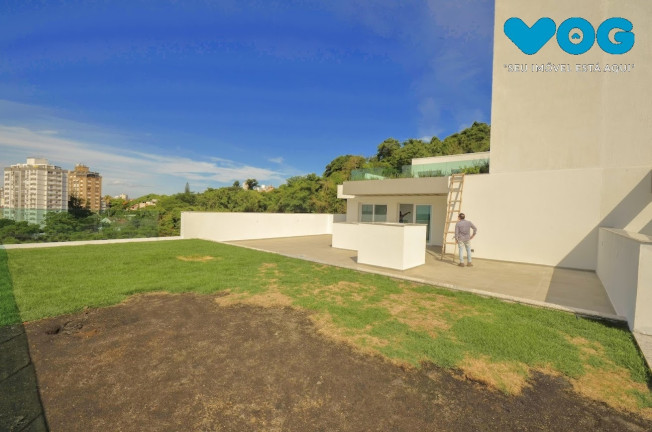 Imóvel com 3 Quartos à Venda, 230 m² em Santa Tereza - Porto Alegre