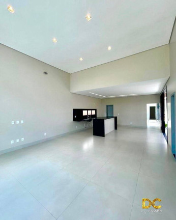 Imagem Casa de Condomínio com 3 Quartos à Venda, 230 m² em Petrópolis - Várzea Grande Imagem Casa de Condomínio com 3 Quartos à Venda, 230 m² em Petrópolis - Várzea Grande