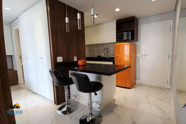Apartamento com 1 Quarto à Venda,  em Vila Uberabinha - São Paulo