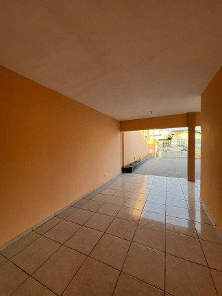 Imagem Casa com 3 Quartos à Venda, em Centro - Balneário Piçarras Imagem Casa com 3 Quartos à Venda, em Centro - Balneário Piçarras