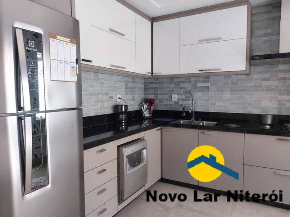 Imagem Casa com 3 Quartos à Venda, 350 m² em Camboinhas - Niterói