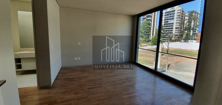 Imagem Casa com 5 Quartos à Venda, 1.057 m² em Alphaville Residencial Um - Barueri Imagem Casa com 5 Quartos à Venda, 1.057 m² em Alphaville Residencial Um - Barueri