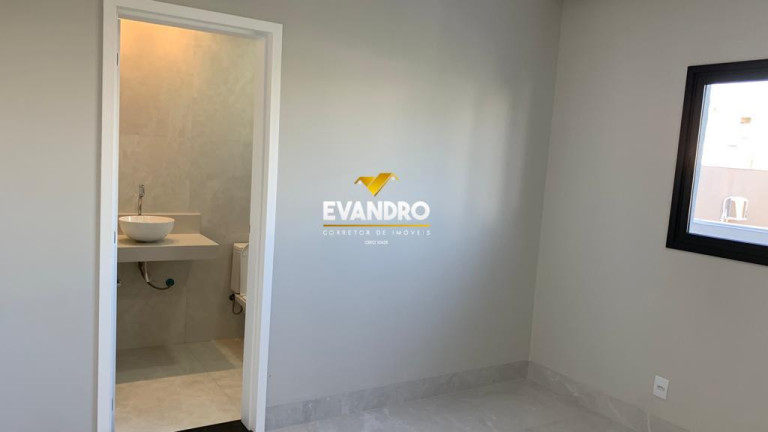 Imagem Casa com 4 Quartos à Venda, 230 m² em Condomínio Primor Das Torres - Cuiabá Imagem Casa com 4 Quartos à Venda, 230 m² em Condomínio Primor Das Torres - Cuiabá