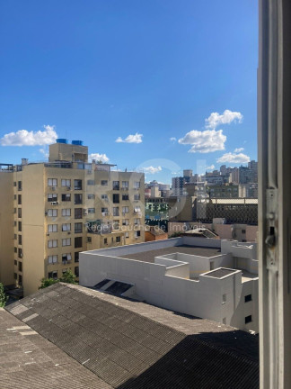 Imagem Apartamento com 3 Quartos à Venda, 115 m² em Centro Histórico - Porto Alegre Imagem Apartamento com 3 Quartos à Venda, 115 m² em Centro Histórico - Porto Alegre