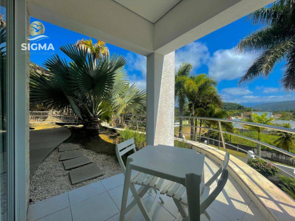 Imagem Casa com 10 Quartos à Venda, 1.411 m² em Balneário Praia Do Pernambuco - Guarujá Imagem Casa com 10 Quartos à Venda, 1.411 m² em Balneário Praia Do Pernambuco - Guarujá