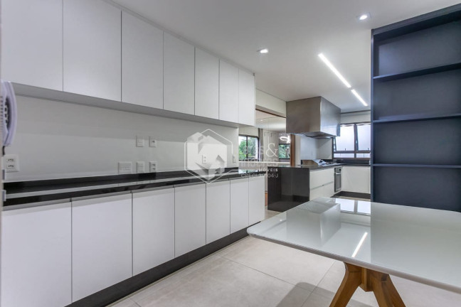 Imagem Apartamento com 3 Quartos à Venda, 195 m² em Campo Belo - São Paulo Imagem Apartamento com 3 Quartos à Venda, 195 m² em Campo Belo - São Paulo