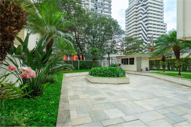 Imagem Apartamento com 2 Quartos à Venda, 124 m² em Itaim Bibi - São Paulo