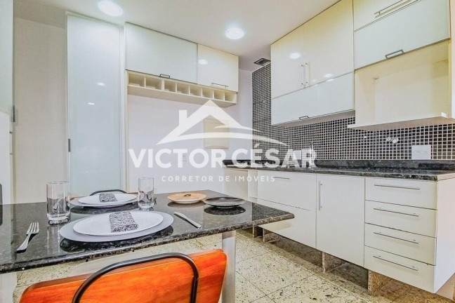 Imagem Apartamento com 1 Quarto à Venda, 41 m² em Copacabana - Rio De Janeiro Imagem Apartamento com 1 Quarto à Venda, 41 m² em Copacabana - Rio De Janeiro