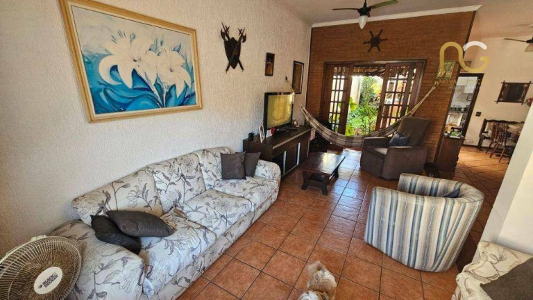 Imagem Casa com 3 Quartos à Venda, 165 m² em Canto Do Forte - Praia Grande Imagem Casa com 3 Quartos à Venda, 165 m² em Canto Do Forte - Praia Grande
