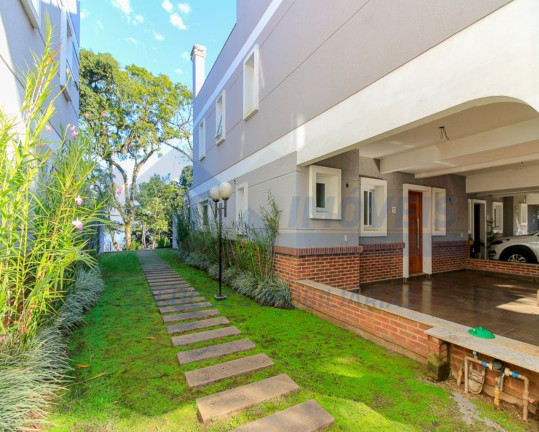 Imagem Casa com 3 Quartos à Venda, 447 m² em Tristeza - Porto Alegre Imagem Casa com 3 Quartos à Venda, 447 m² em Tristeza - Porto Alegre