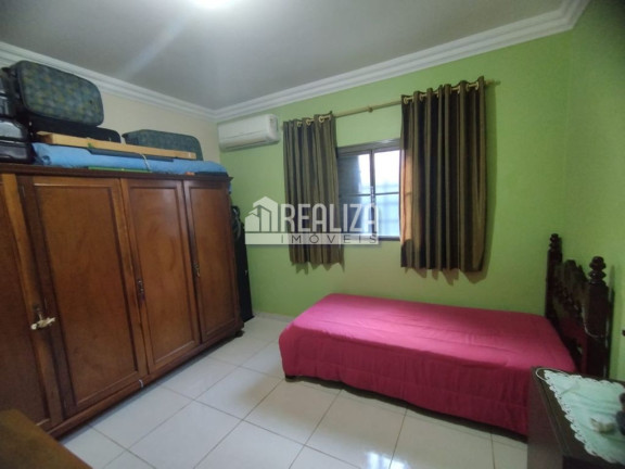 Imagem Casa com 3 Quartos à Venda, 300 m² em Boa Vista - Uberaba Imagem Casa com 3 Quartos à Venda, 300 m² em Boa Vista - Uberaba