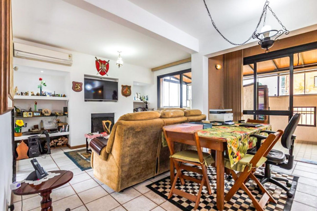 Imagem Cobertura com 3 Quartos à Venda, 206 m² em Petrópolis - Porto Alegre Imagem Cobertura com 3 Quartos à Venda, 206 m² em Petrópolis - Porto Alegre
