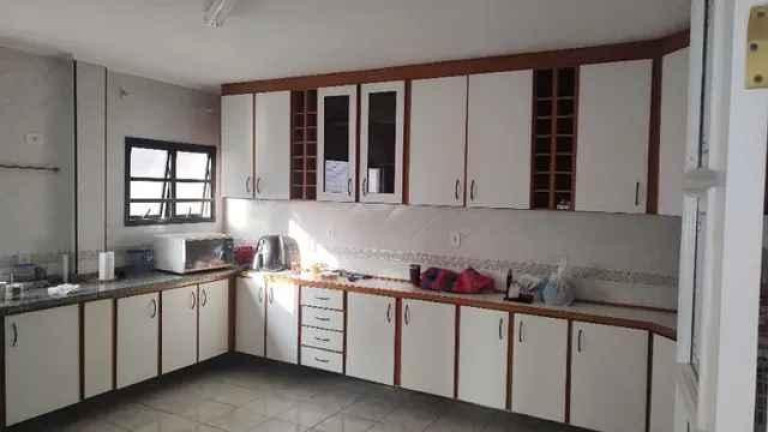 Imagem Apartamento com 4 Quartos à Venda, 210 m² em Guilhermina - Praia Grande Imagem Apartamento com 4 Quartos à Venda, 210 m² em Guilhermina - Praia Grande