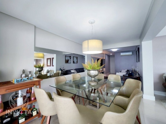 Imagem Apartamento com 3 Quartos à Venda, 200 m² em Centro - Balneário Camboriú