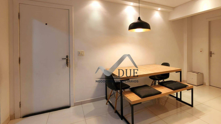 Imagem Apartamento com 2 Quartos à Venda, 62 m² em Gonzaga - Santos Imagem Apartamento com 2 Quartos à Venda, 62 m² em Gonzaga - Santos