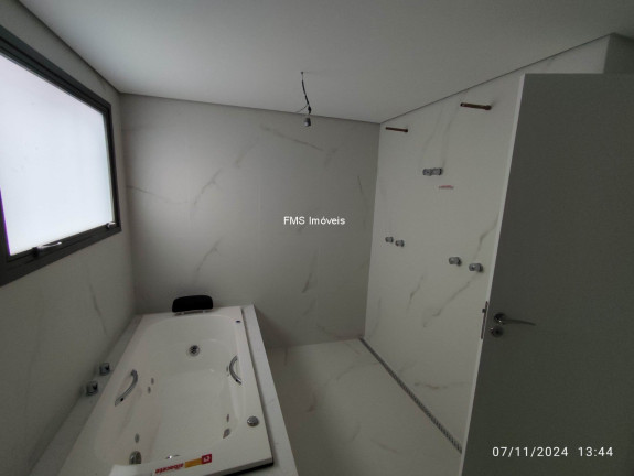 Imagem Imóvel com 4 Quartos à Venda, 244 m² em Moema - São Paulo Imagem Imóvel com 4 Quartos à Venda, 244 m² em Moema - São Paulo