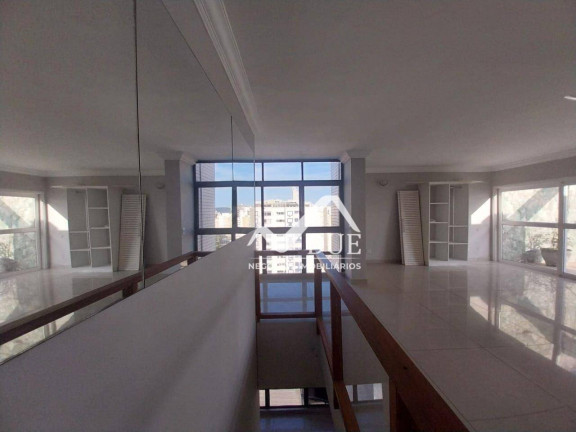 Imagem Cobertura com 3 Quartos à Venda ou Locação, 310 m² em Aparecida - Santos
