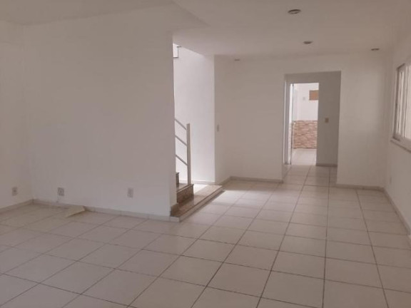 Imagem Casa com 3 Quartos à Venda, 209 m² em São Francisco - Niterói Imagem Casa com 3 Quartos à Venda, 209 m² em São Francisco - Niterói