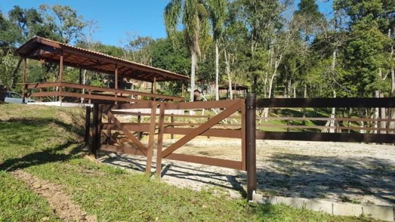Imagem Imóvel com 2 Quartos à Venda, 500 m² em Cachoeirinha - Bocaiuva Do Sul Imagem Imóvel com 2 Quartos à Venda, 500 m² em Cachoeirinha - Bocaiuva Do Sul