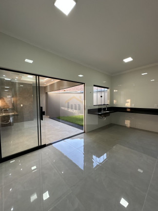 Imagem Casa com 3 Quartos à Venda, 128 m² em Jardim Mont Serrat - Aparecida De Goiânia