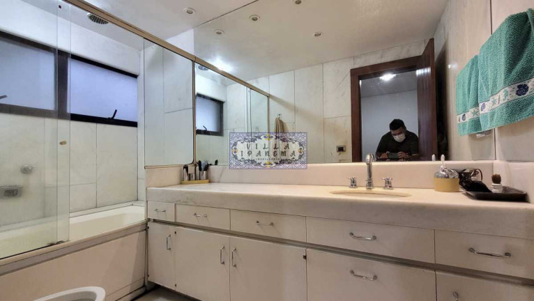 Imagem Apartamento com 4 Quartos à Venda, 320 m² em Lagoa - Rio De Janeiro Imagem Apartamento com 4 Quartos à Venda, 320 m² em Lagoa - Rio De Janeiro