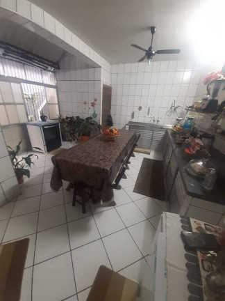 Imagem Casa com 2 Quartos à Venda, 150 m² em Vila Jaboticabeira - Taubaté Imagem Casa com 2 Quartos à Venda, 150 m² em Vila Jaboticabeira - Taubaté