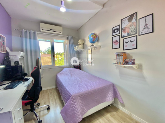 Imagem Casa com 3 Quartos à Venda, 149 m²