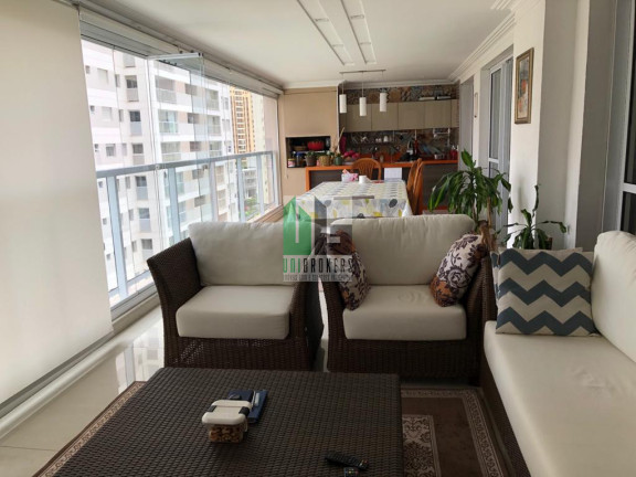 Imagem Apartamento com 3 Quartos à Venda, 212 m² em Aclimação - São Paulo Imagem Apartamento com 3 Quartos à Venda, 212 m² em Aclimação - São Paulo