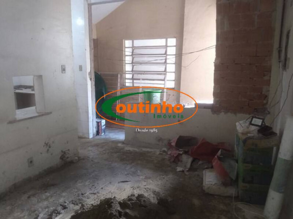 Imagem Casa com 7 Quartos à Venda, 310 m² em Maracanã - Rio De Janeiro Imagem Casa com 7 Quartos à Venda, 310 m² em Maracanã - Rio De Janeiro