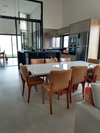 Imagem Casa com 3 Quartos à Venda, 193 m² em Estiva - Taubaté Imagem Casa com 3 Quartos à Venda, 193 m² em Estiva - Taubaté