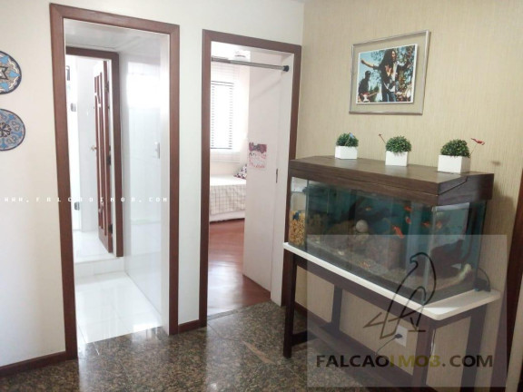Imagem Apartamento com 4 Quartos à Venda, 150 m²