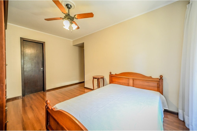 Imagem Apartamento com 3 Quartos à Venda, 112 m² em Rio Branco - Porto Alegre Imagem Apartamento com 3 Quartos à Venda, 112 m² em Rio Branco - Porto Alegre