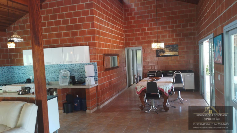 Imagem Casa com 3 Quartos à Venda, 250 m² em Centro - Ibiúna Imagem Casa com 3 Quartos à Venda, 250 m² em Centro - Ibiúna