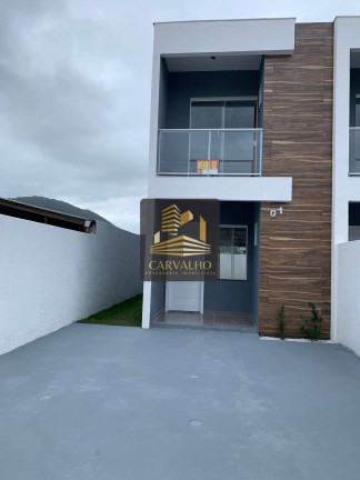 Imagem Casa com 2 Quartos à Venda, 100 m² em Florianópolis Imagem Casa com 2 Quartos à Venda, 100 m² em Florianópolis