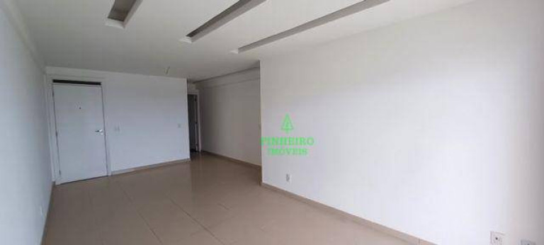 Imagem Apartamento com 4 Quartos à Venda, 141 m² em Piratininga - Niterói