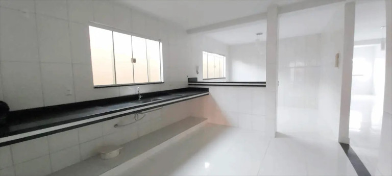 Imagem Sobrado com 4 Quartos à Venda, 420 m² em Jardim América - Goiânia