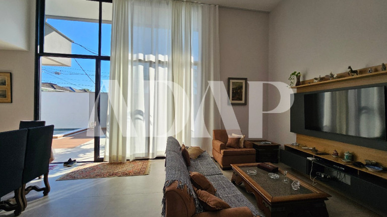 Imagem Casa com 3 Quartos à Venda, 380 m² em Vargem Pequena - Rio De Janeiro