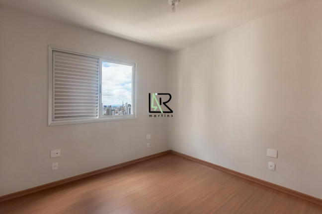 Imagem Apartamento com 3 Quartos à Venda, 77 m² em Santo Antônio - Belo Horizonte Imagem Apartamento com 3 Quartos à Venda, 77 m² em Santo Antônio - Belo Horizonte