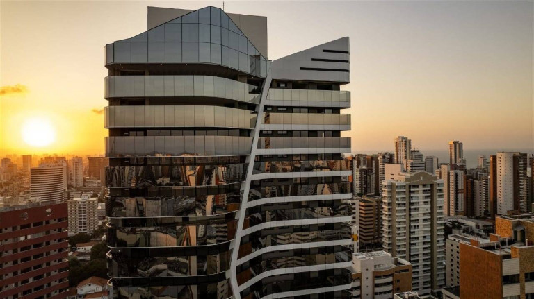 Imagem Apartamento com 4 Quartos à Venda, 311 m² em Meireles - Fortaleza Imagem Apartamento com 4 Quartos à Venda, 311 m² em Meireles - Fortaleza