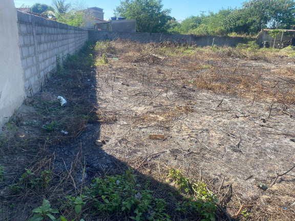 Imagem Terreno à Venda, 376 m² em Rua Do Fogo - São Pedro Da Aldeia Imagem Terreno à Venda, 376 m² em Rua Do Fogo - São Pedro Da Aldeia
